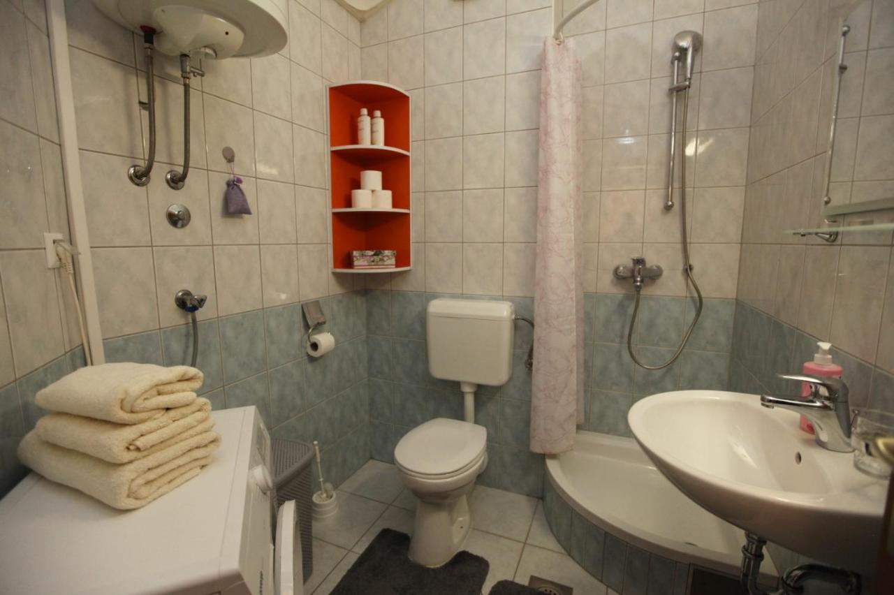 Vanja Apartment Трогир Екстериор снимка