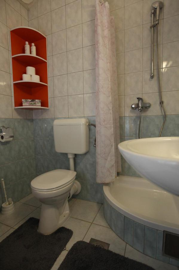 Vanja Apartment Трогир Екстериор снимка
