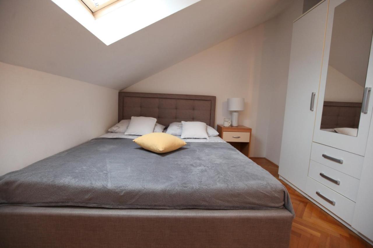 Vanja Apartment Трогир Екстериор снимка